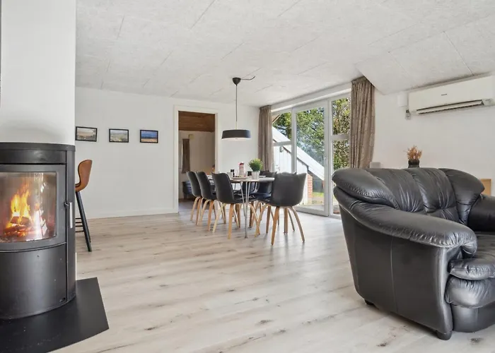 Vakantiehuis Botulf - 3-8km From The Sea By Interhome Tagholm