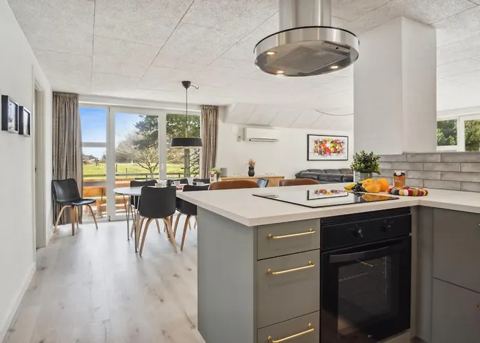 Botulf - 3-8km From The Sea By Interhome Vakantiehuis