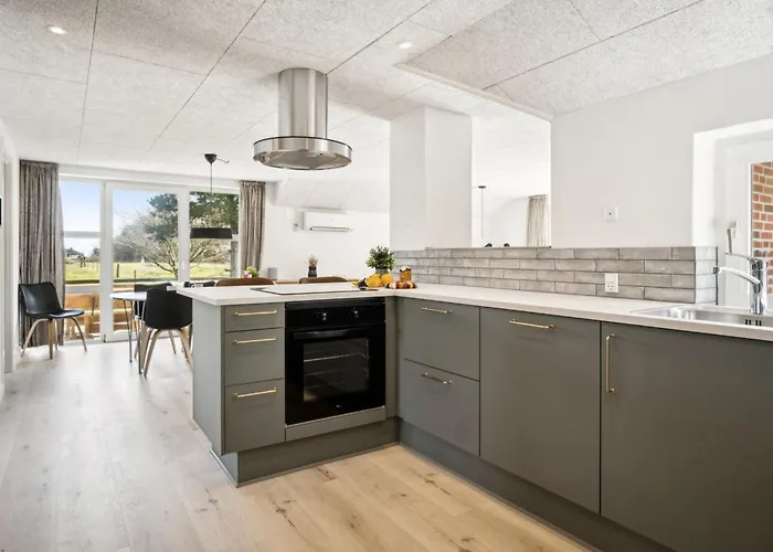 Botulf - 3-8km From The Sea By Interhome Vakantiehuis Tagholm