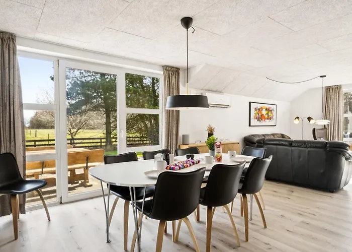 Botulf - 3-8km From The Sea By Interhome Vakantiehuis Tagholm